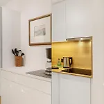 Haus Excelsior 32 شقة *